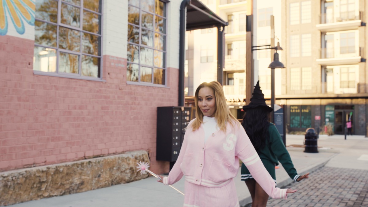 Fashion music video — ATL street